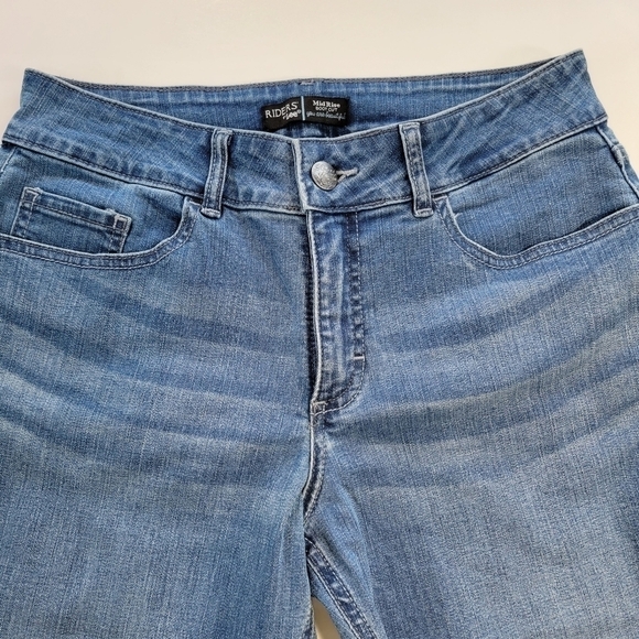 Lee Riders Midrise Medium Wash Boot Jeans Size 12P - Picture 3 of 12